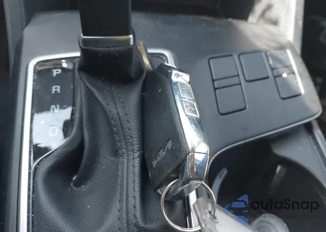 2024 Kia Sportage Lx z USA, uszkodzony, nr VIN KNDPU3DF3R7268063